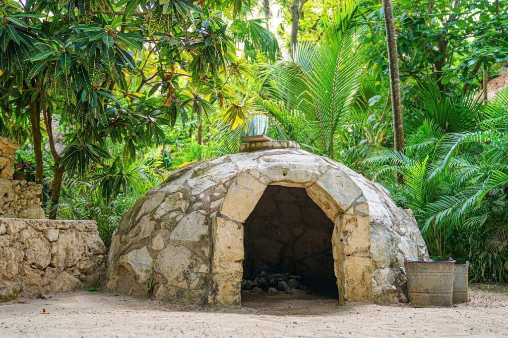 Native American Sweat Lodge Ceremonies And How To Build One 2 Stone Sweat Lodge