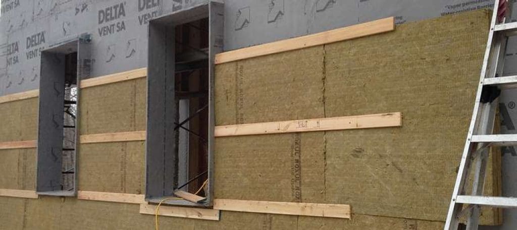 When Not To Use A Sauna Vapor Barrier Like Bubble Foil Insulation 2 Perfect Wall 1024X456 1