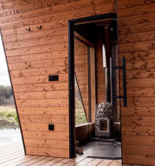 HUUM HIVE Wood-Burning Sauna Stove | 13, 17 & 17 LS